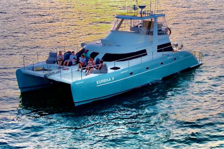 a small boat in a body of water